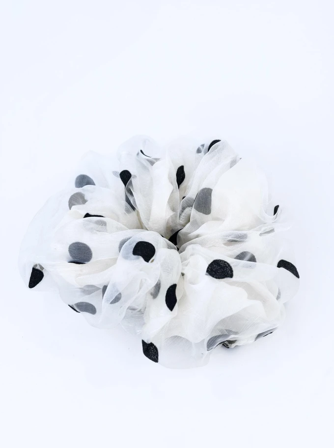 Gumka do włosów typu scrunchie - Biała w czarne grochy, O614333P00