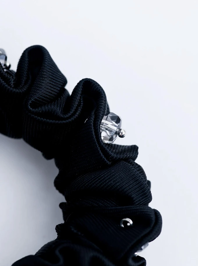 Gumka do włosów typu scrunchie - czarna z kryształkami ,O614303P00