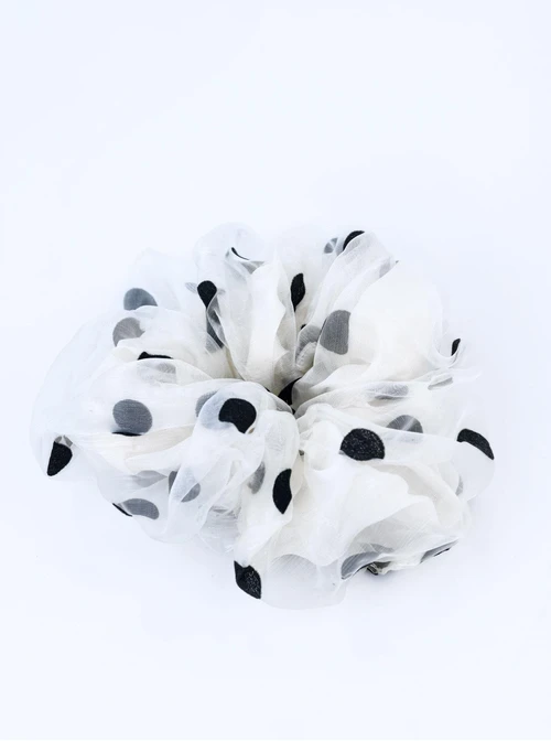 Gumka do włosów typu scrunchie - Biała w czarne grochy, O614333P00