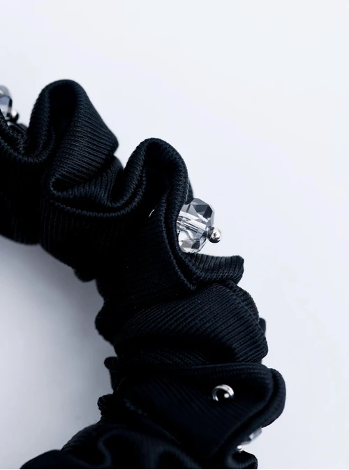Gumka do włosów typu scrunchie - czarna z kryształkami ,O614303P00