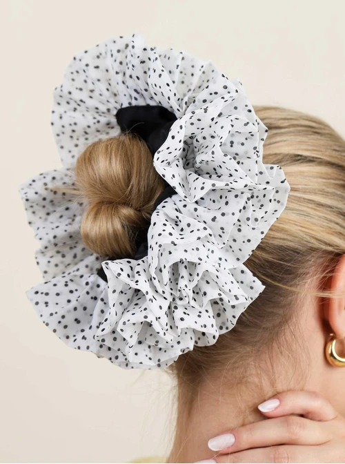 Gumka do włosów typu scrunchie - czarno-biała w kropki, O614322P00