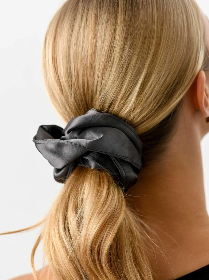 Gumka do włosów typu scrunchie, perłowy szary O614346P00