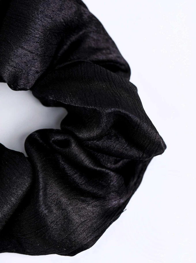 Gumka do włosów typu scrunchie, połyskujący czarny O614374P00