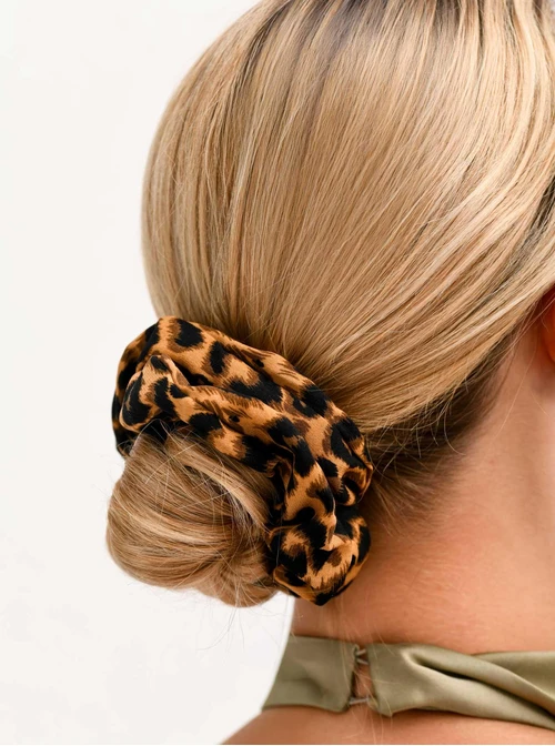 Gumka do włosów typu scrunchie, Panterka O614448P00