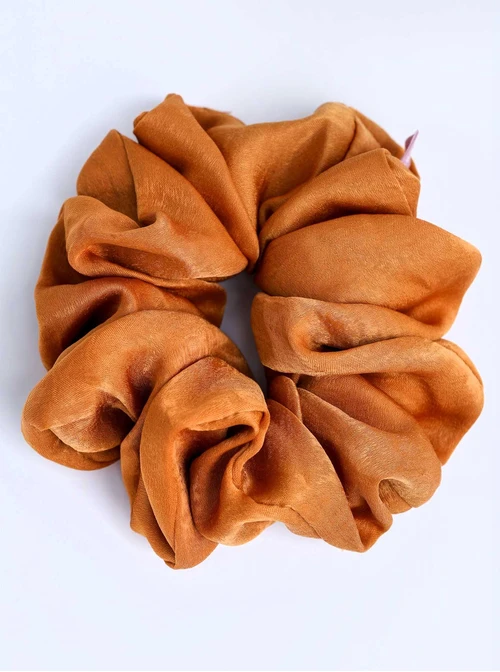 Gumka do włosów typu scrunchie, karmelowa O614416P00