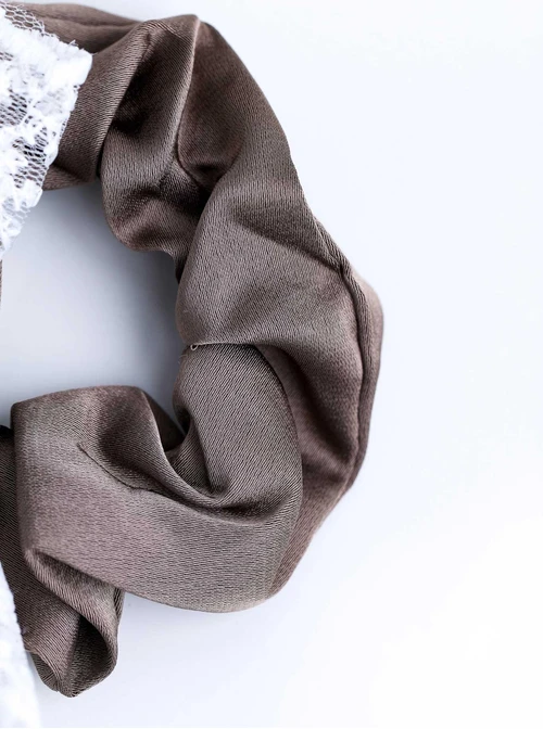 Gumka do włosów typu scrunchie, kokarda, koronka, beżowy O614384P00