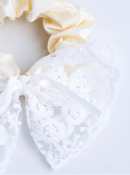 Gumka do włosów typu scrunchie, kokarda, koronka, kremowy O614383P00