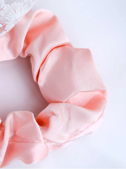 Gumka do włosów typu scrunchie kokarda, koronka, różowy O614385P00