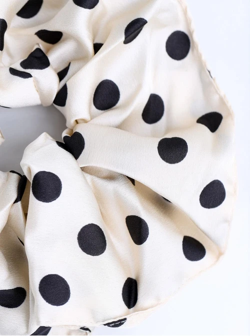 Gumka do włosów typu scrunchie, kropki, kremowa O614394P00
