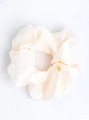 Gumka do włosów typu scrunchie, połyskujący kremowy O614372P00