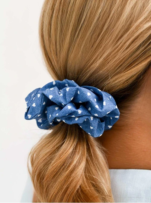 Gumka do włosów typu scrunchie serduszka, niebieski O614388P00
