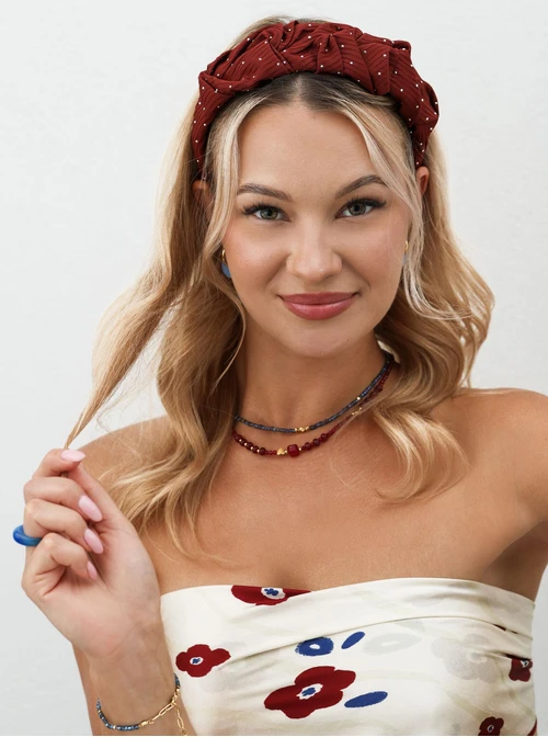 Opaska do włosów marszczona, kryształki, bordowy O814639P00