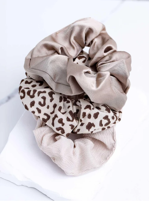 Zestaw gumek do włosów typu scrunchie, beżowy O014899P00