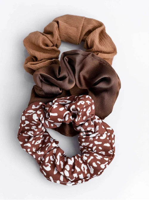 Zestaw gumek do włosów typu scrunchie, brązowy O014898P00