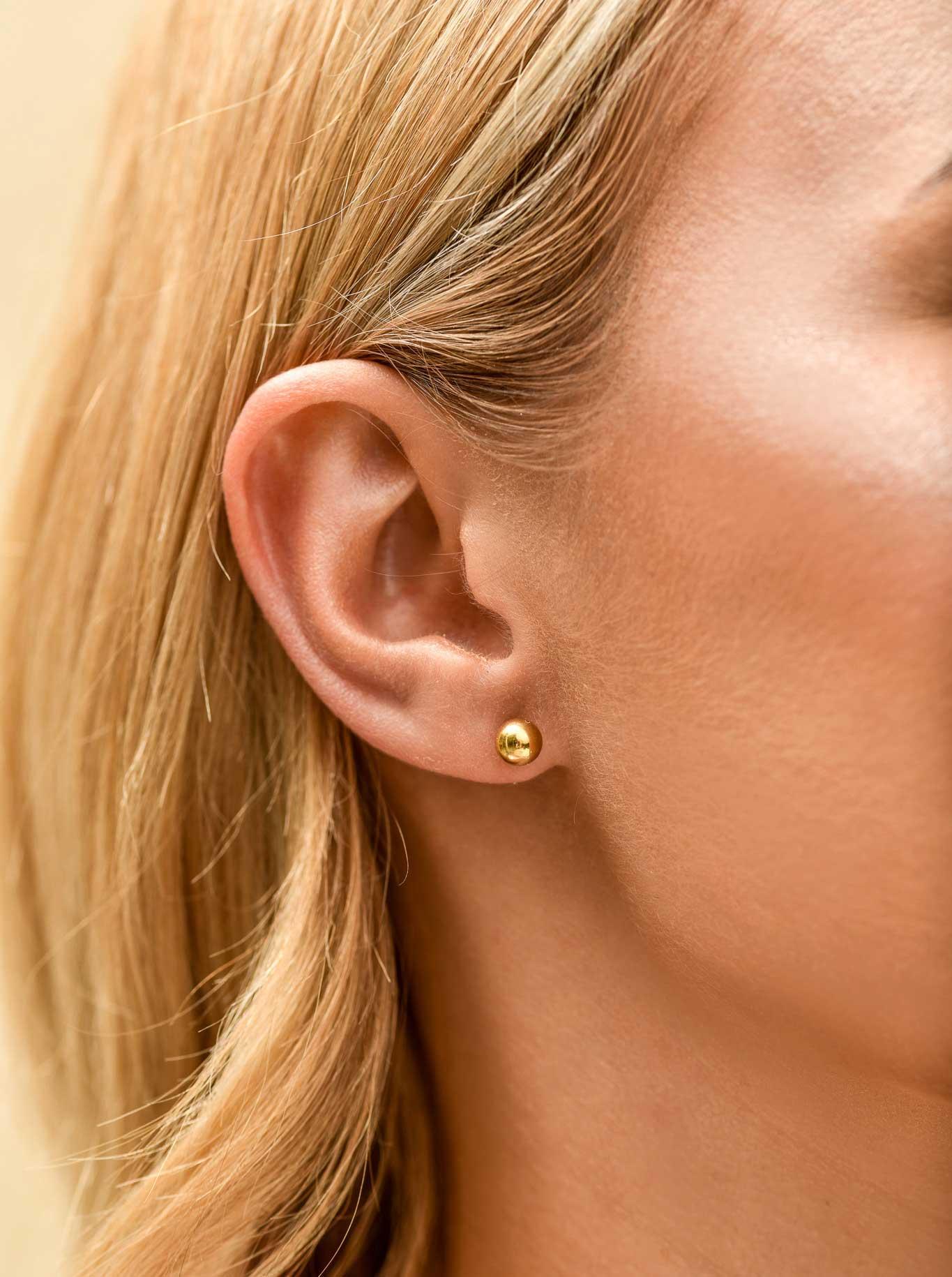 Kolczyki kuleczki (0,6 cm), stal pozłacana S210246Z00