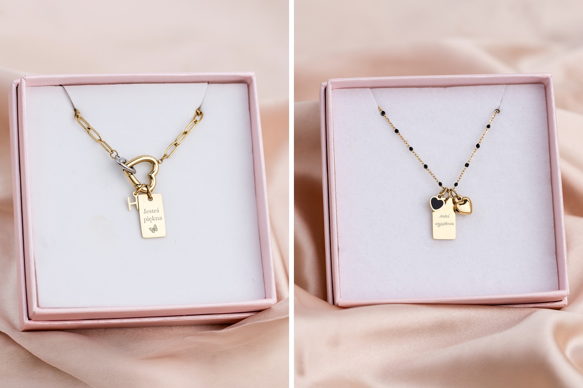 Biżuteria grawerowana na Dzień Mamy