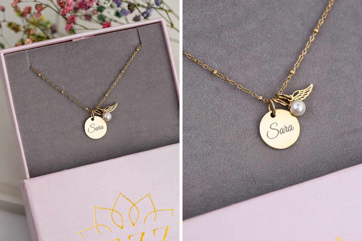 Biżuteria grawerowana z imieniem na Dzień Mamy